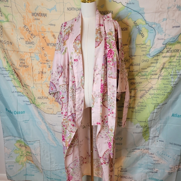 Sakurai Shoji Floral Pink Kimono Robe One Size With Belt 100% Cotton - Picture 10 of 16